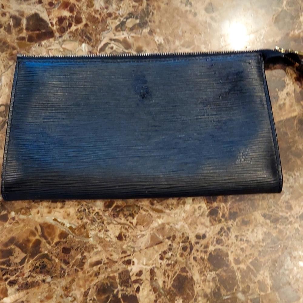 Louis Vuitton Epi Small Bag /Black Pochette Accessoires